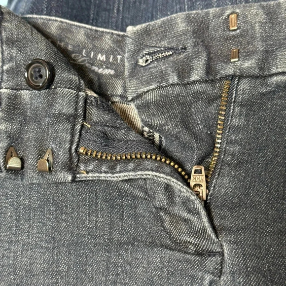 THE LIMITED Blue Denim Tailored Short Size. 6 R - Picture 3 of 6